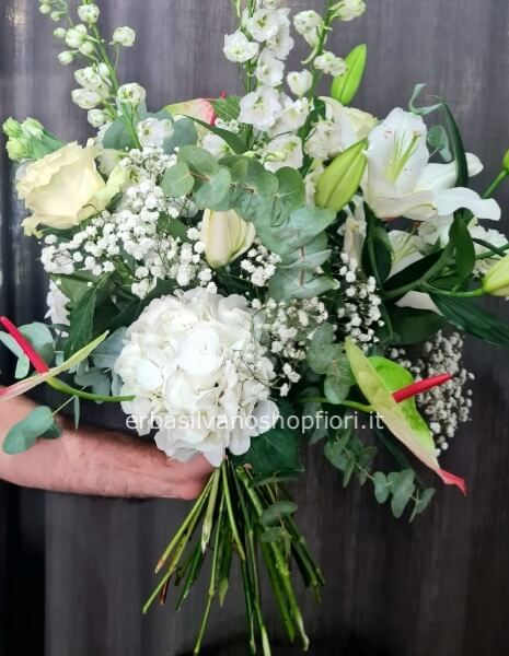 Mazzo alto di fiori misti