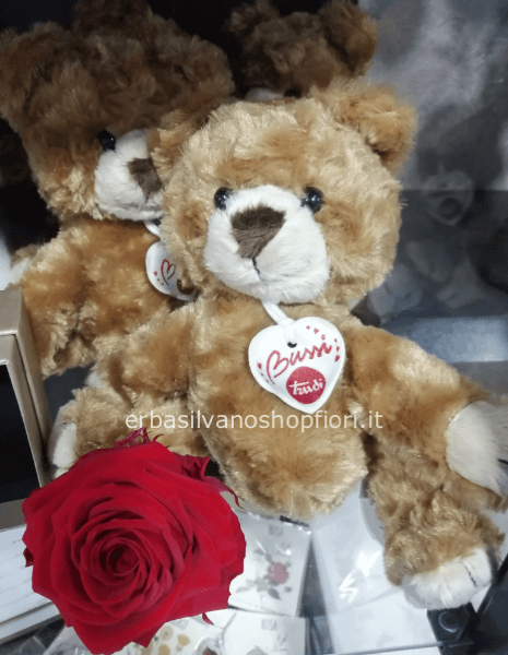 Peluches Orsetto con rosa rossa