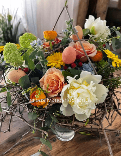 Nido-bouquet multicolore